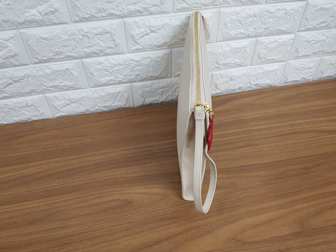 질스튜어트 클러치백 (하트참) 상품이미지4