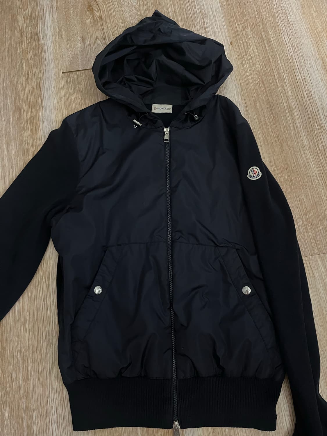 몽클레어 니트집업 상품이미지1