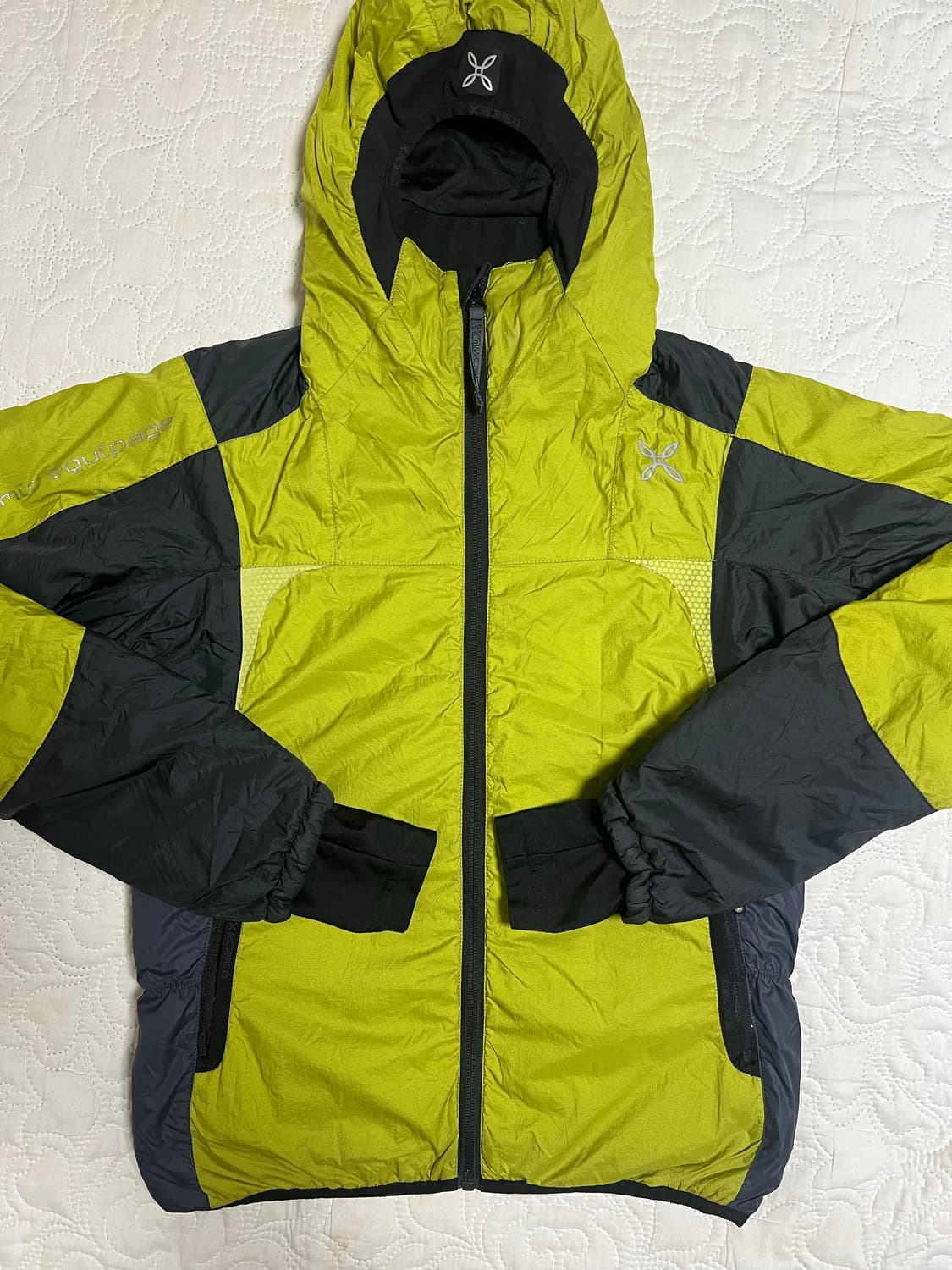 [안전결제 환영]몬츄라 스카이 자켓 XS 상품이미지1