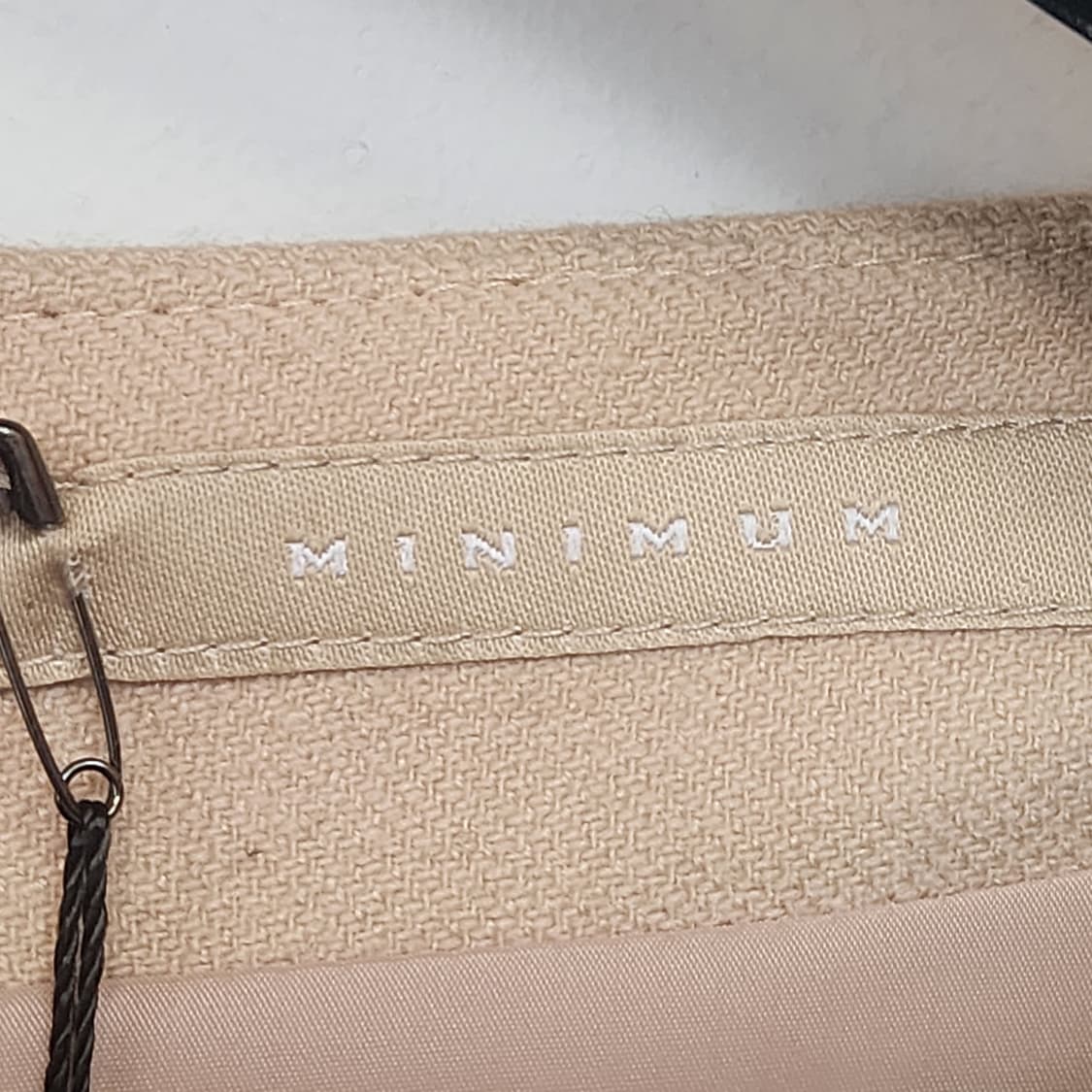 미니멈 블랙/베이지 배색 원피스 상품이미지3