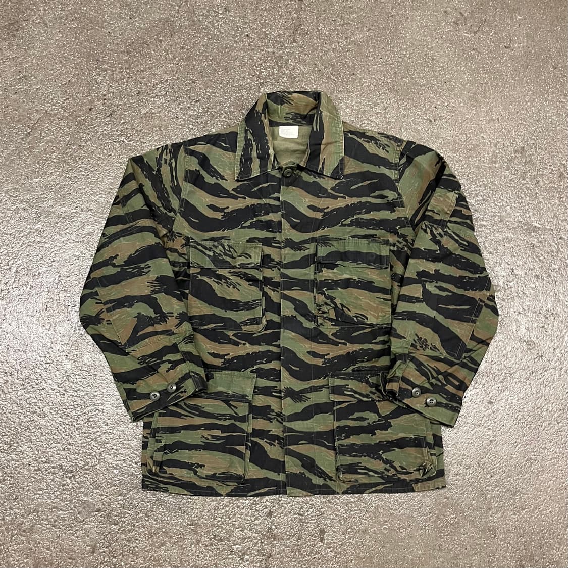 80s 타이거 카모 BDU 자켓 (100-105) 상품이미지4
