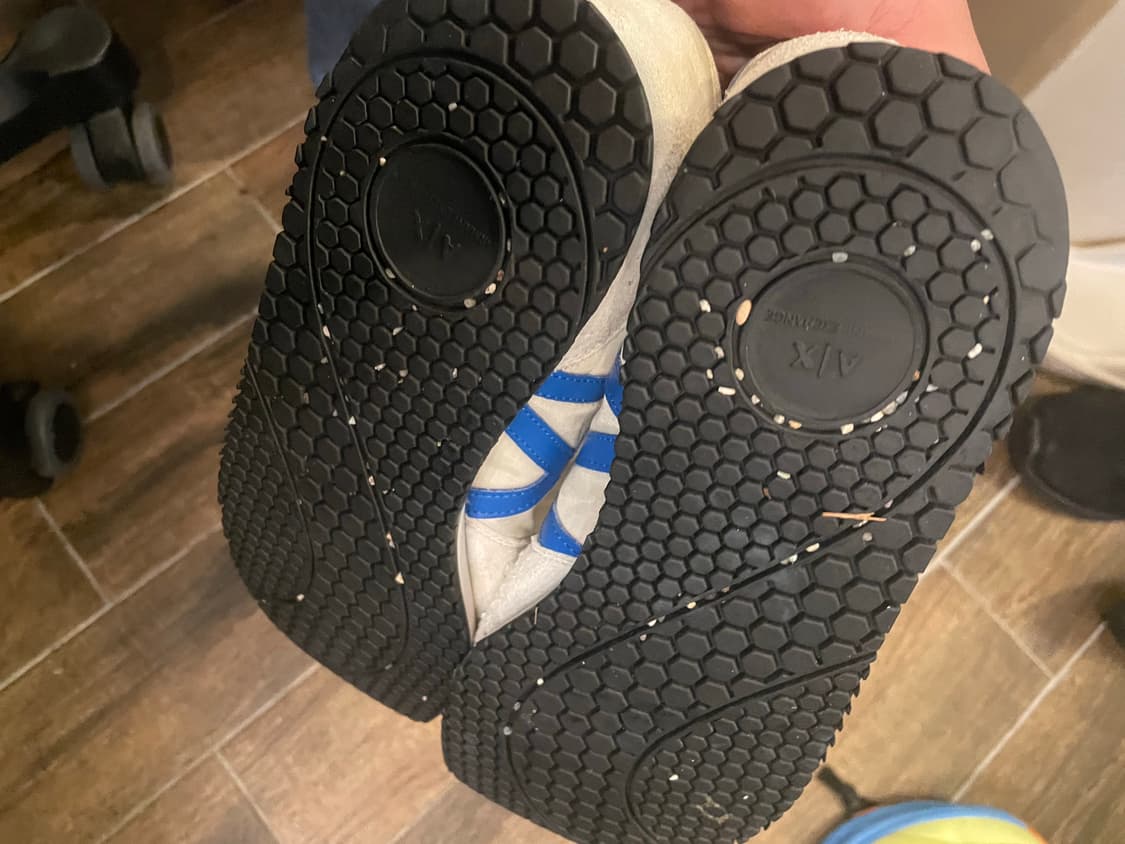 아르마니 스니커즈 250 상품이미지3