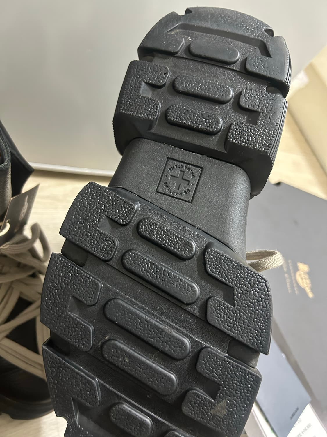 닥터마틴 릭오웬스 1460 dmxl 메가레이스 상품이미지4