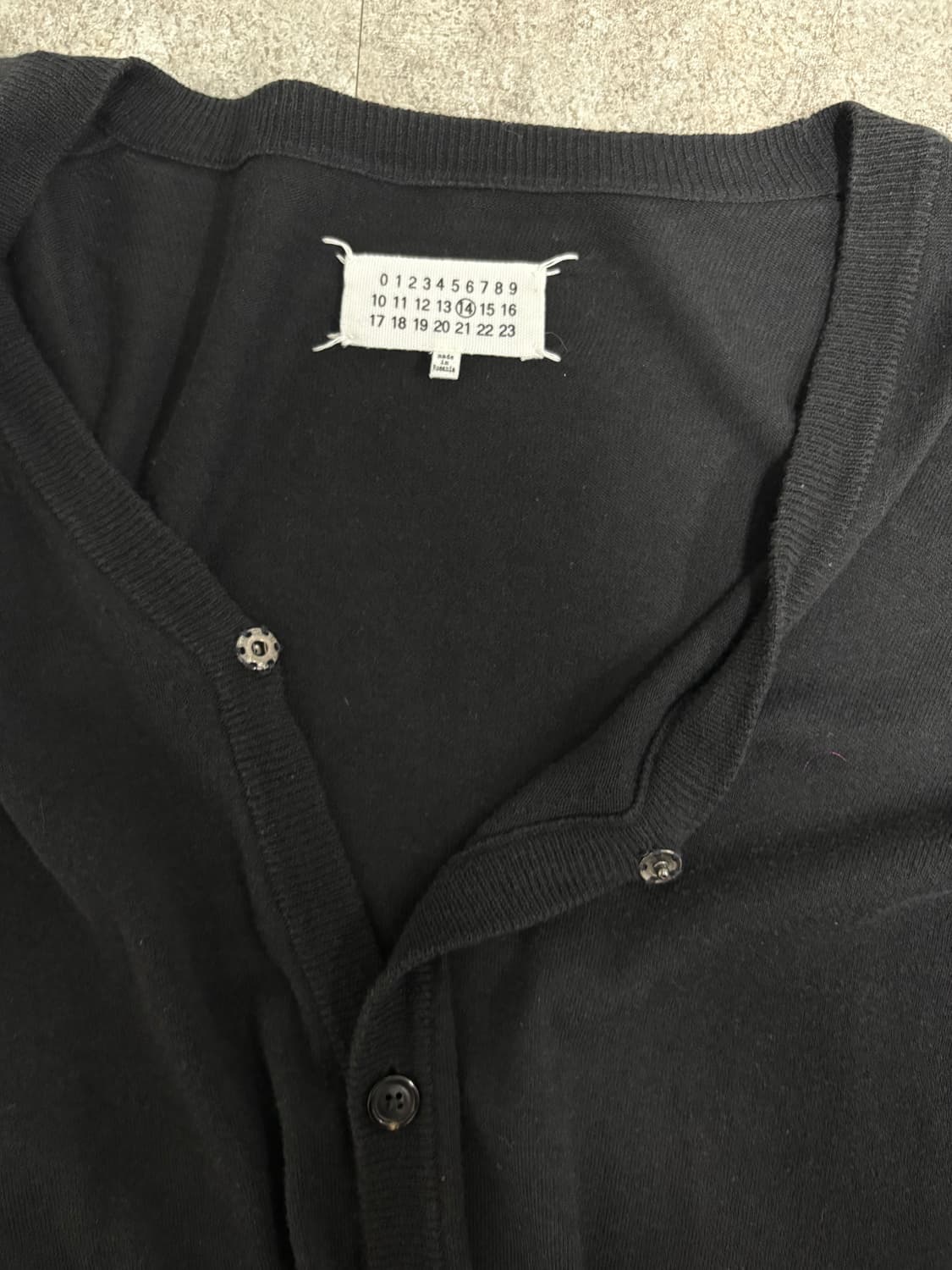 Margiela elbow patch cardigan 상품이미지3