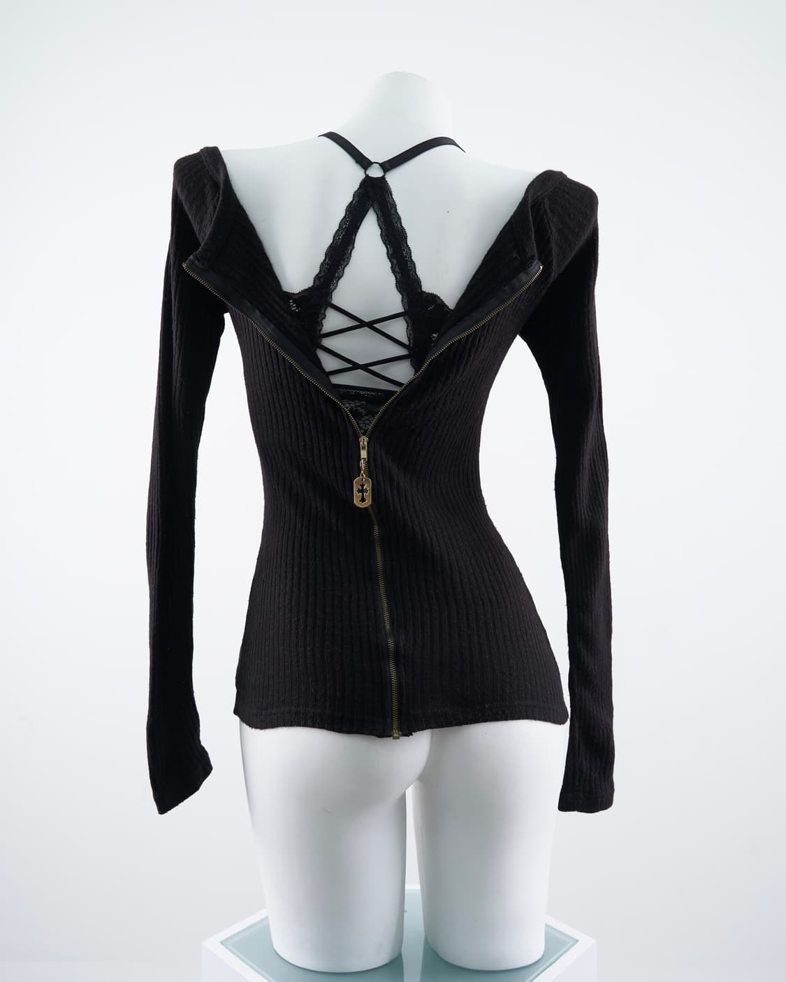 d.i.a 백 집업 디테일 골지 긴팔 슬리브리스 상품이미지1