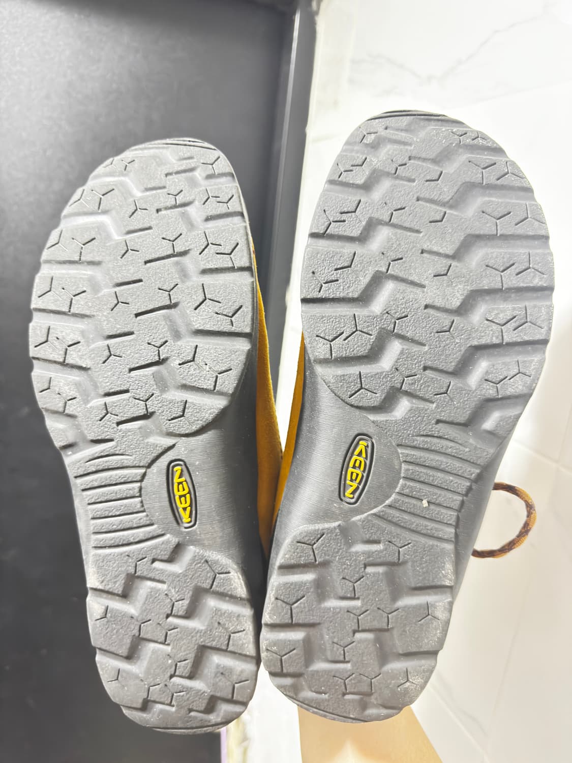 킨(KEEN) 운동화(265사이즈) 상품이미지3