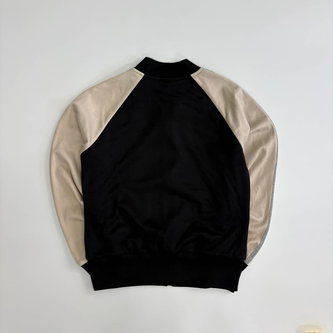 아디다스 아이보리 블랙 배색 걸즈 트랙탑 희귀져지(95) 상품이미지3