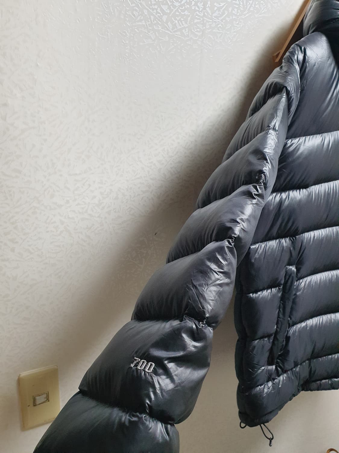 [xl/105] 노스페이스 메트로패딩 유광블랙 상품이미지2