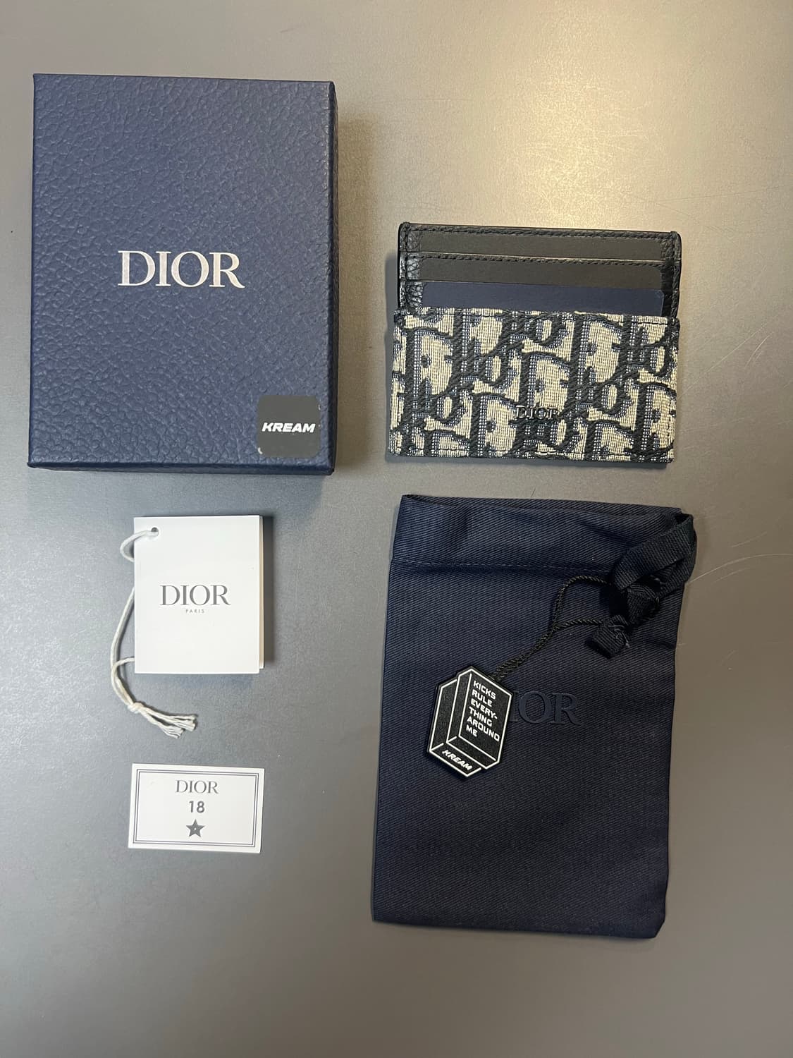 [상태 A+] 디올 오블리크 카드지갑 상품이미지1