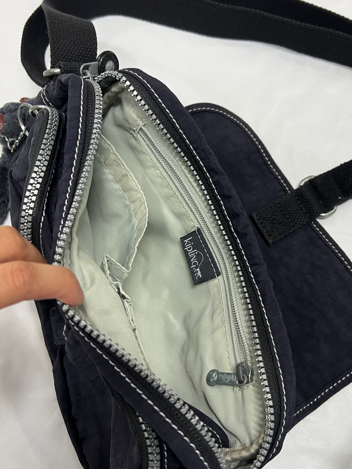 (OS) 키플링 미니 크로스백 네이비 상품이미지3