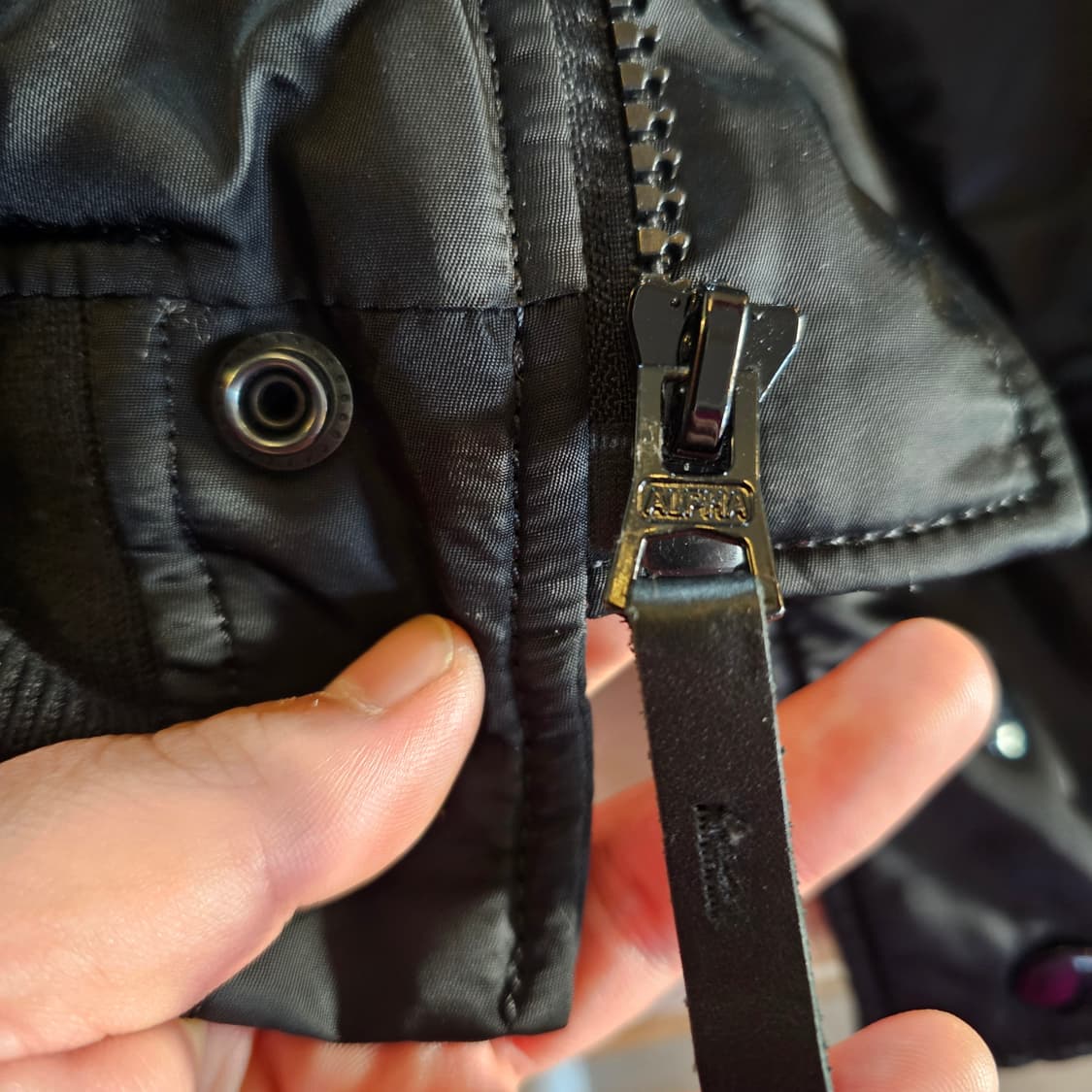 Xs 알파인더스트리 n2b 블랙 새상품급 상품이미지7