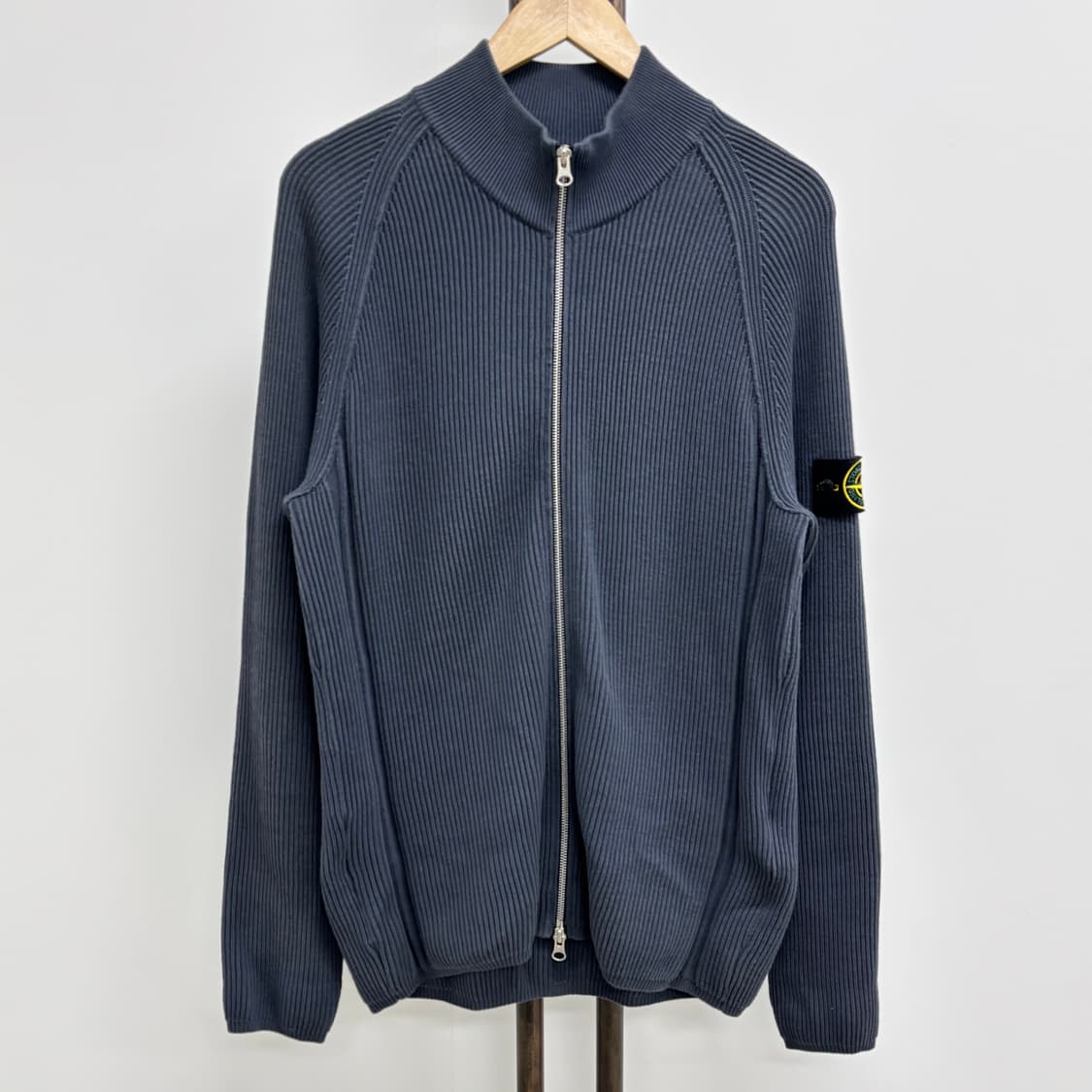 [L]스톤아일랜드 골지 니트집업 상품이미지1