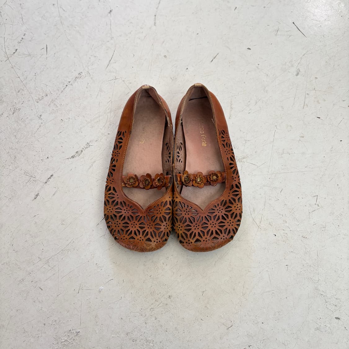 모리 빈티지 플라워 플랫슈즈 240 상품이미지1