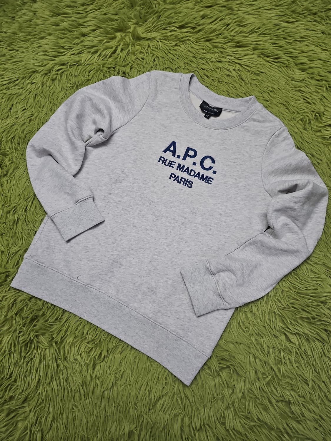 A.P.C 루마담 파리 자수 맨투맨 XS 상품이미지1