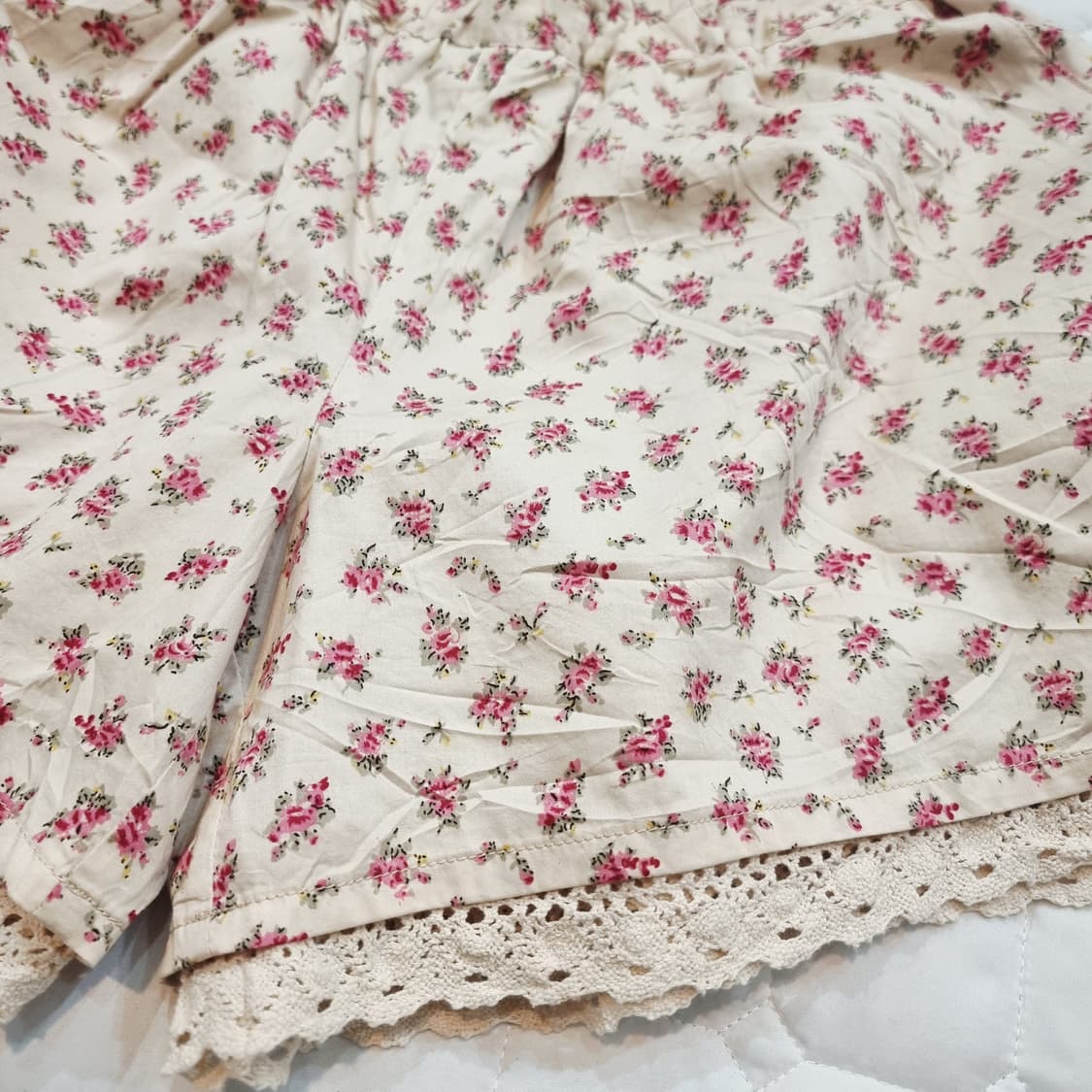 크림로즈 플라워 큐롯팬츠 / 레이스 라인 치마바지 상품이미지2