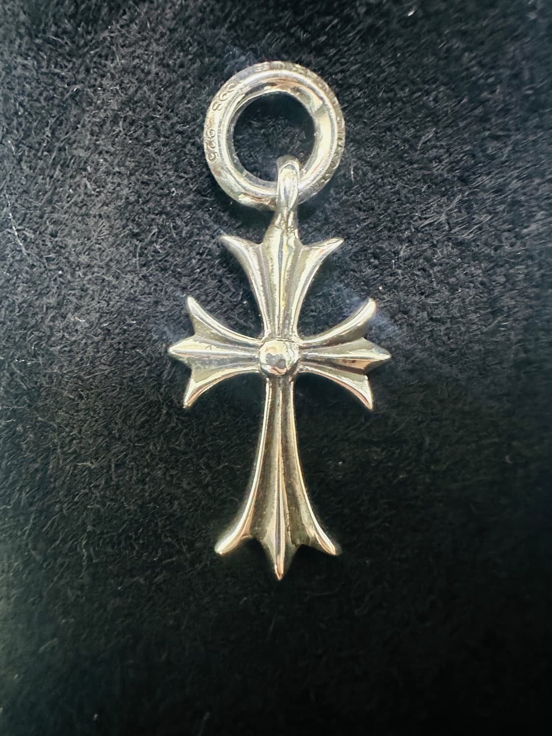 [새상품] 크롬하츠 실버 타이니 크로스 참 상품이미지2