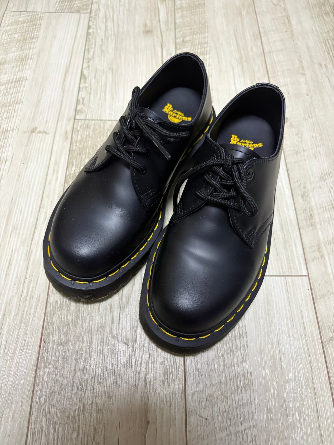 닥터마틴 1461 3홀 벡스 230 상품이미지1
