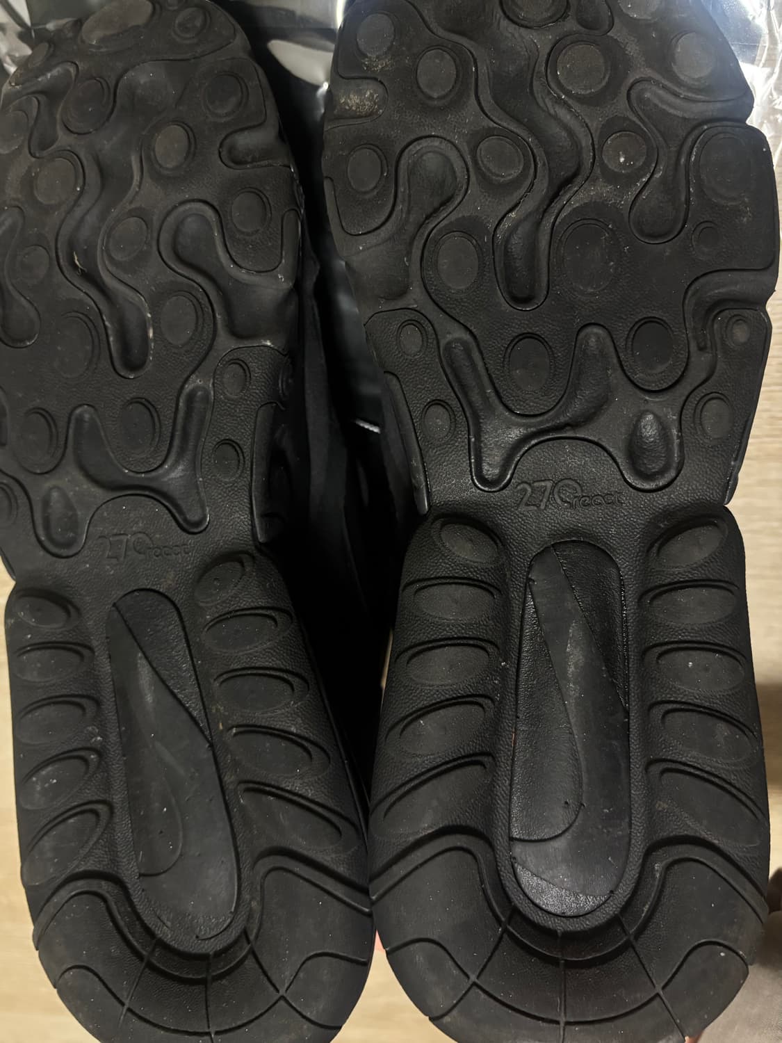 나이키 에어맥스 270 리액트 블랙 265mm 상품이미지6