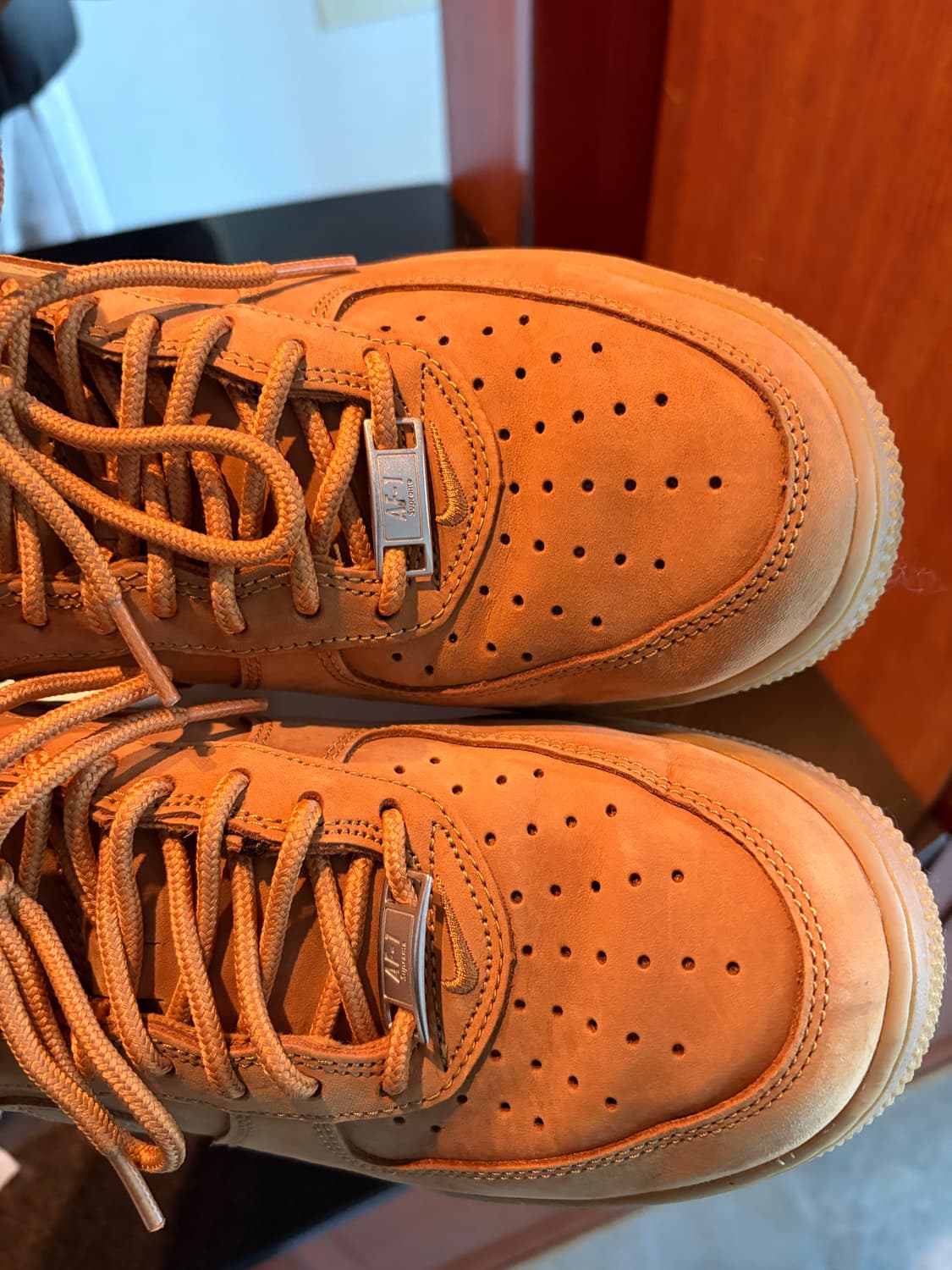 나이키 에어포스1 슈프림 된장 260 (전시용급) 상품이미지8