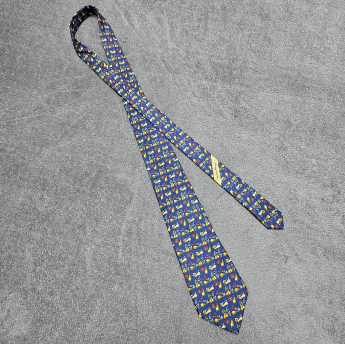 넥타이(페레가모) n175
Mens 상품이미지2