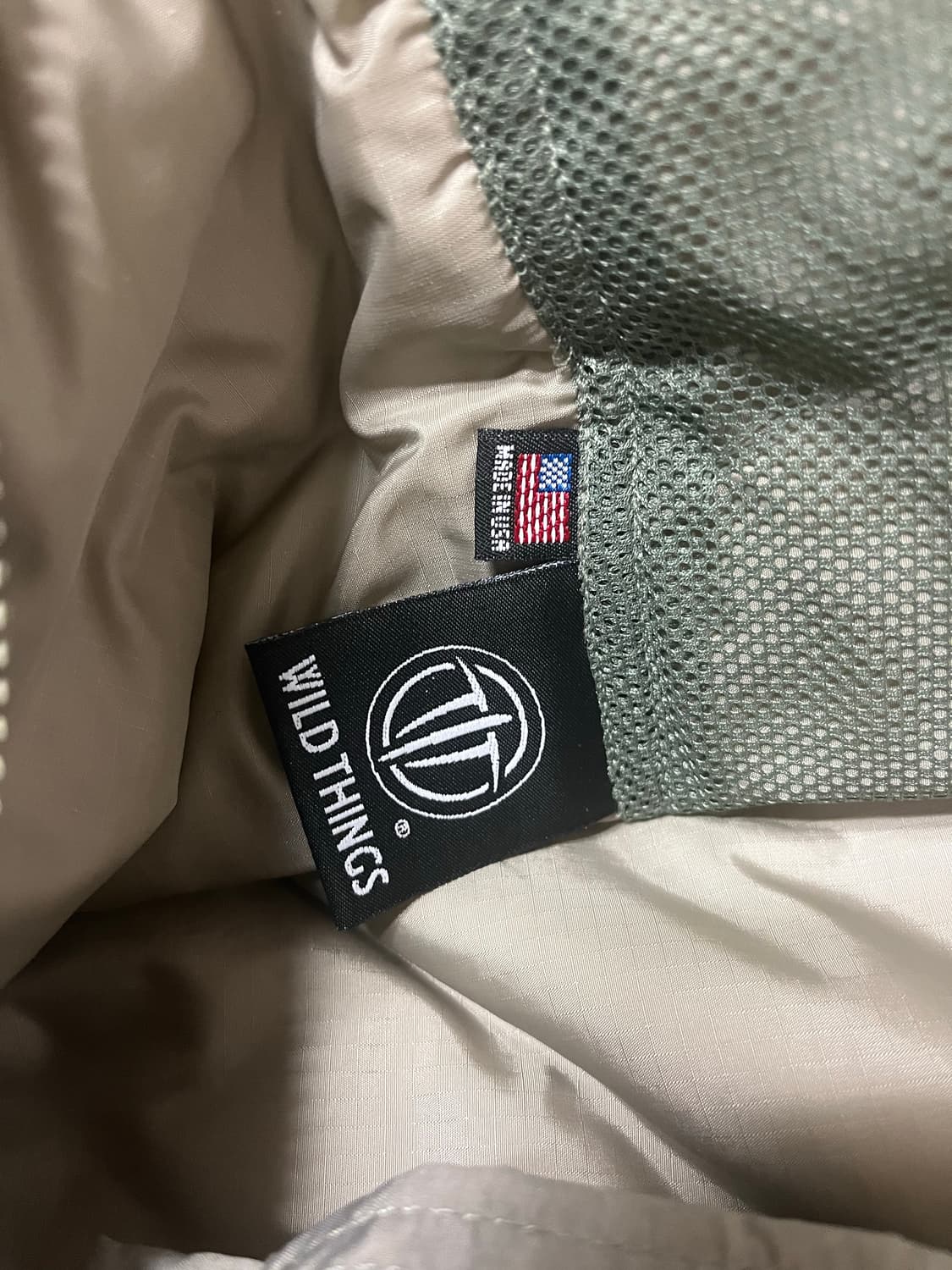 와일드띵스 ecwcs gen3 프리마로프트 level7 short 상품이미지3