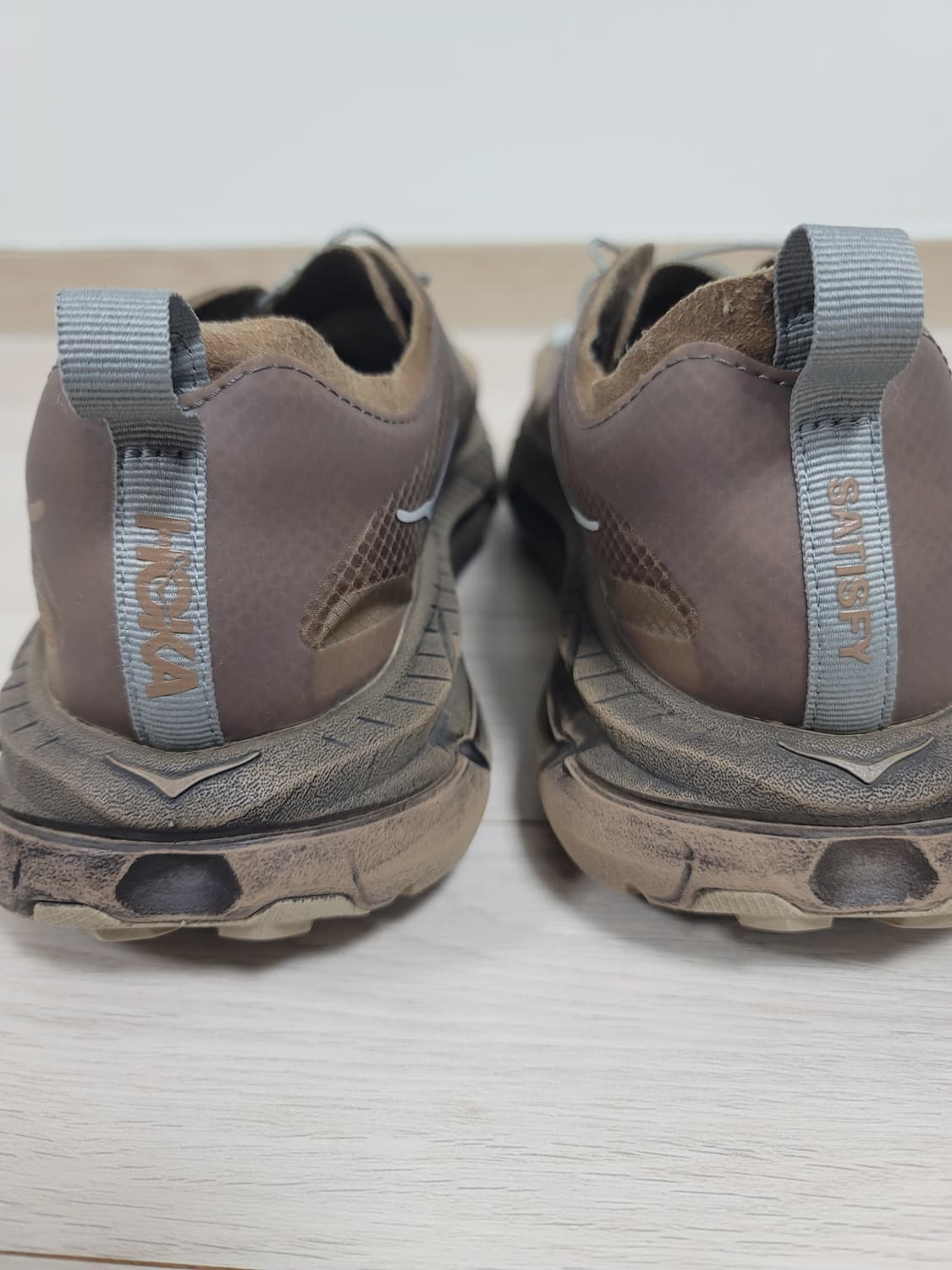 [275] <상태최상> 호카x새티스파이 마파테 스피드4 라이트러버 상품이미지2