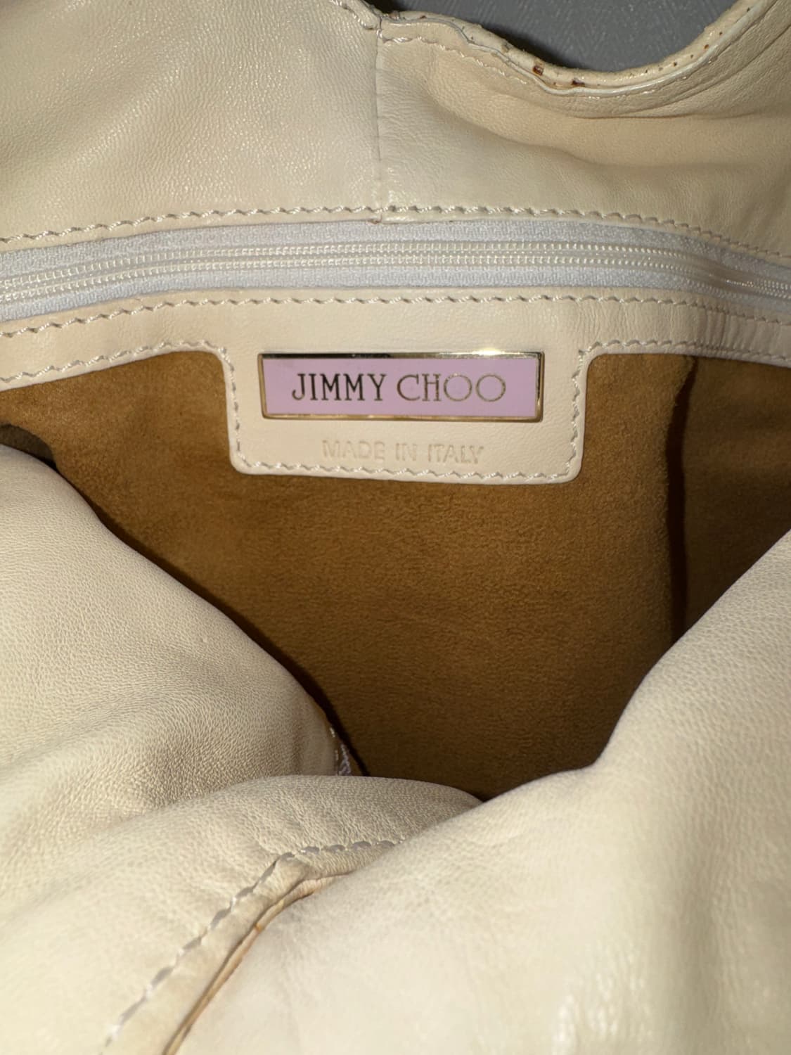 지미추 퍼포레이티브 버클 레더백 상품이미지4