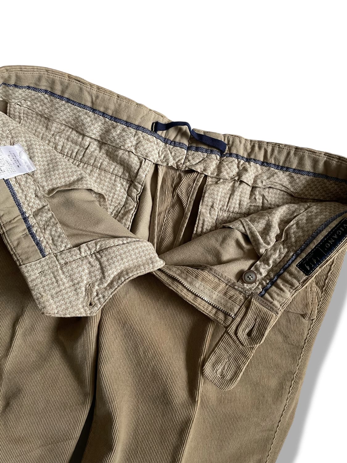 비가노(Vigano) 투턱 코듀로이 팬츠 48사이즈 팝니다. 상품이미지6