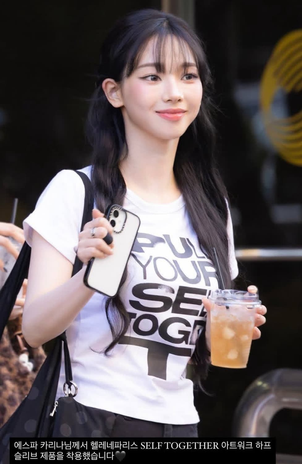 새상품 헬레네파리스 아트워크 하프 슬리브 반팔 상품이미지1