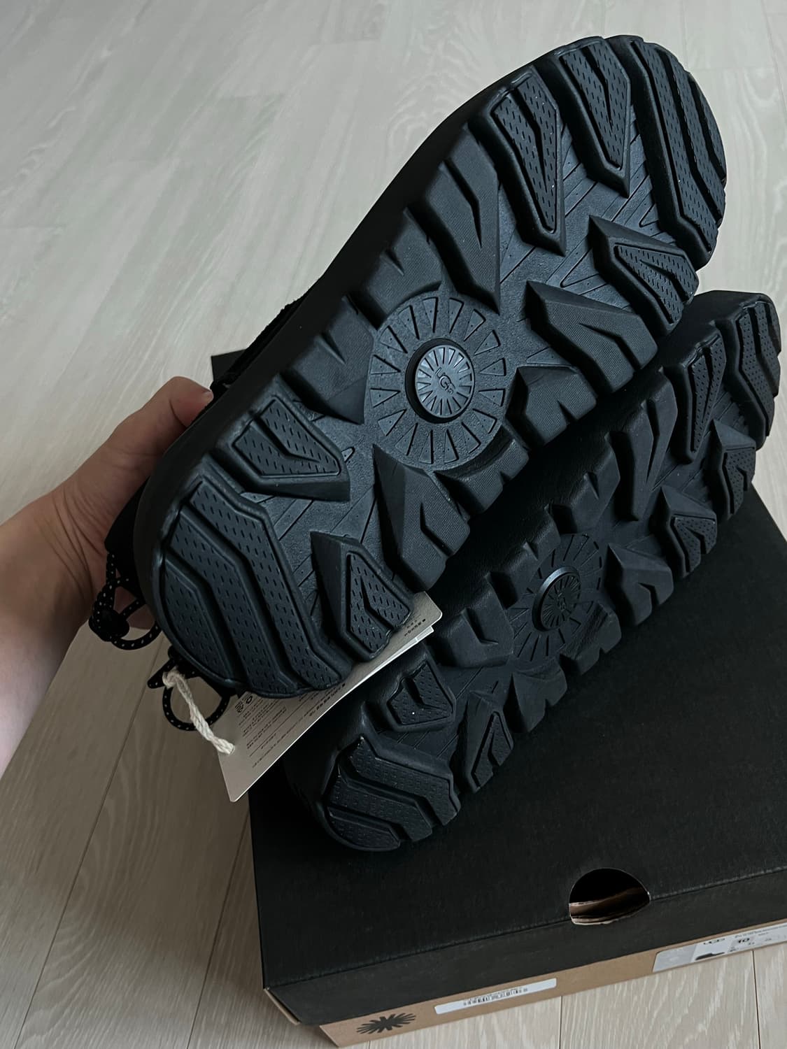 UGG 어그 클래식 스웨이드 방수 부츠 280 상품이미지5