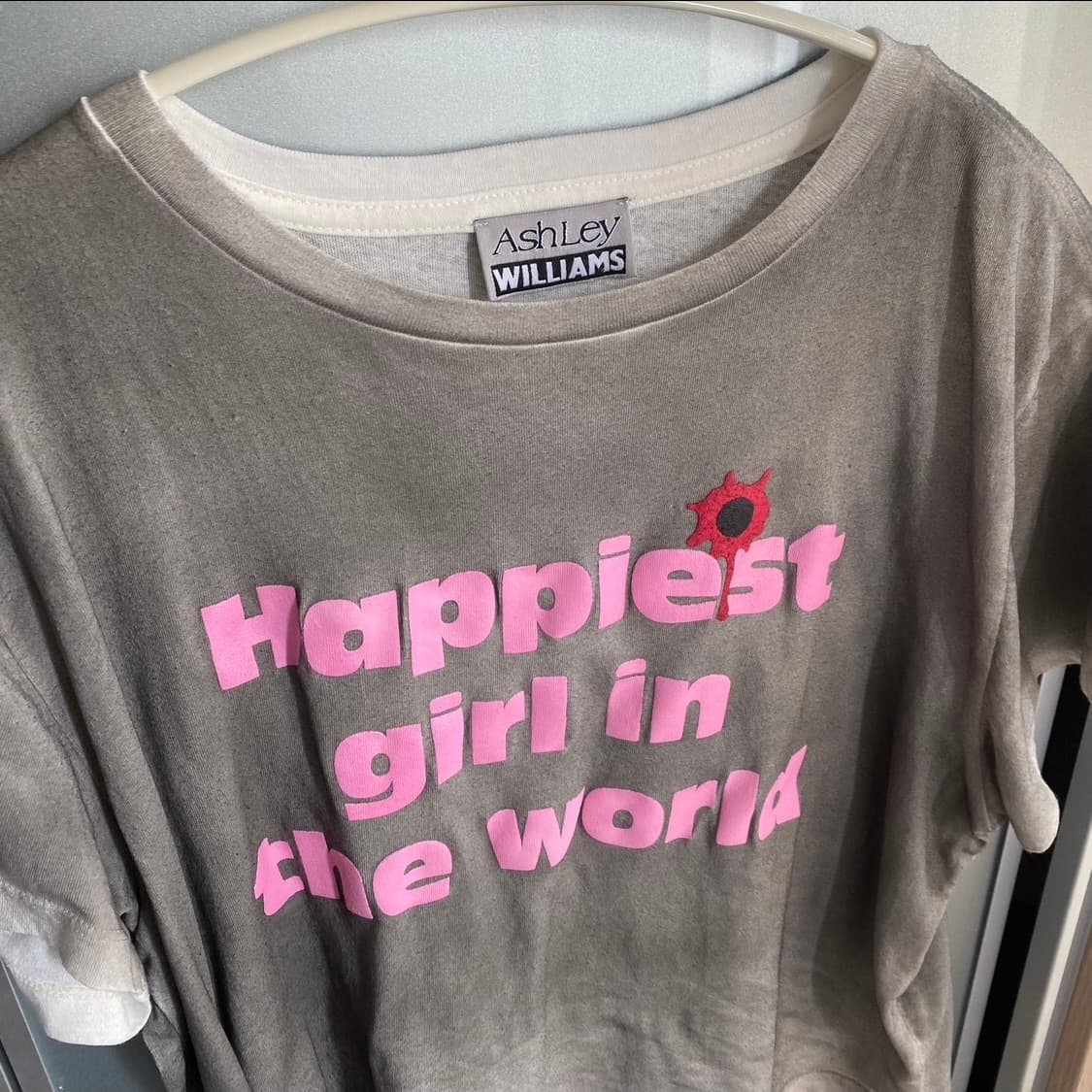 Ashley Williams 애슐리윌리엄스 happy 티셔츠 상품이미지4