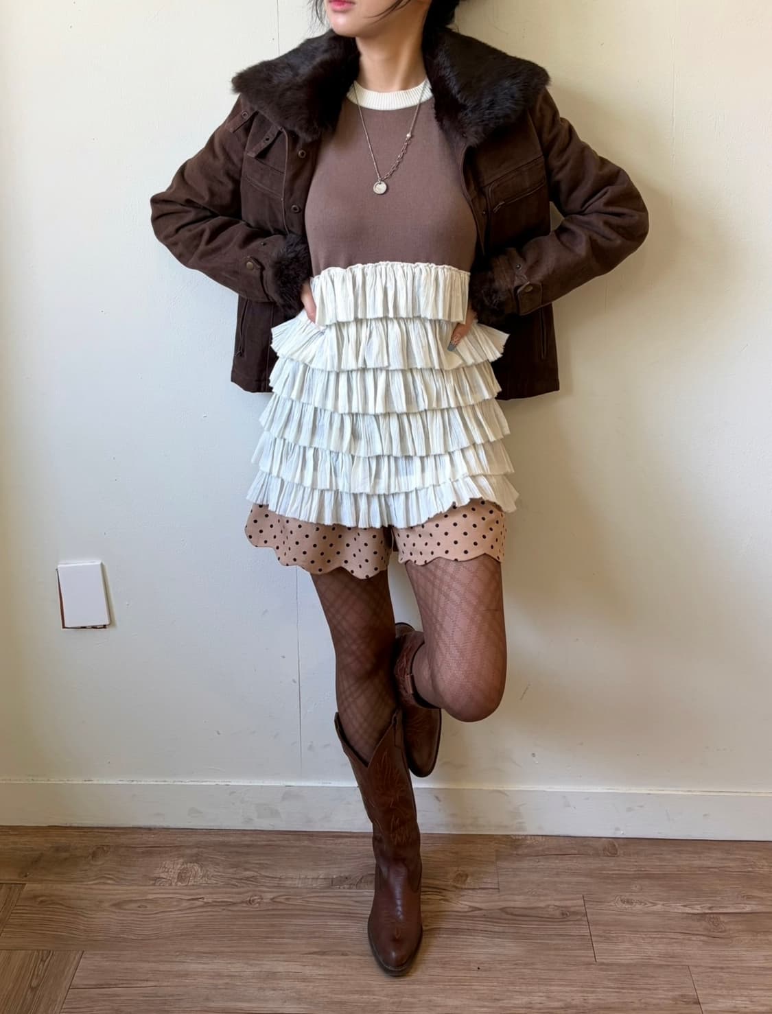 Twelve Heirloom 까메오 레이어드 레이스 탑 상품이미지4