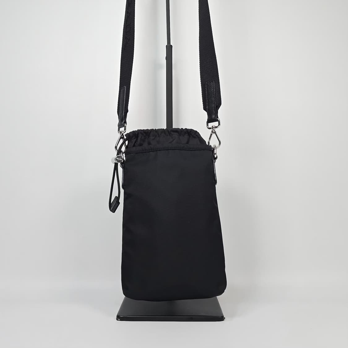 프라다 라프리마 나일론 삼각로고 크로스백 상품이미지3