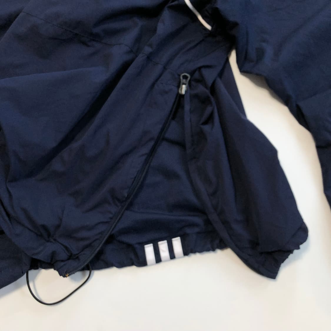 아디다스 노트르담 올드스쿨 아노락 상품이미지5