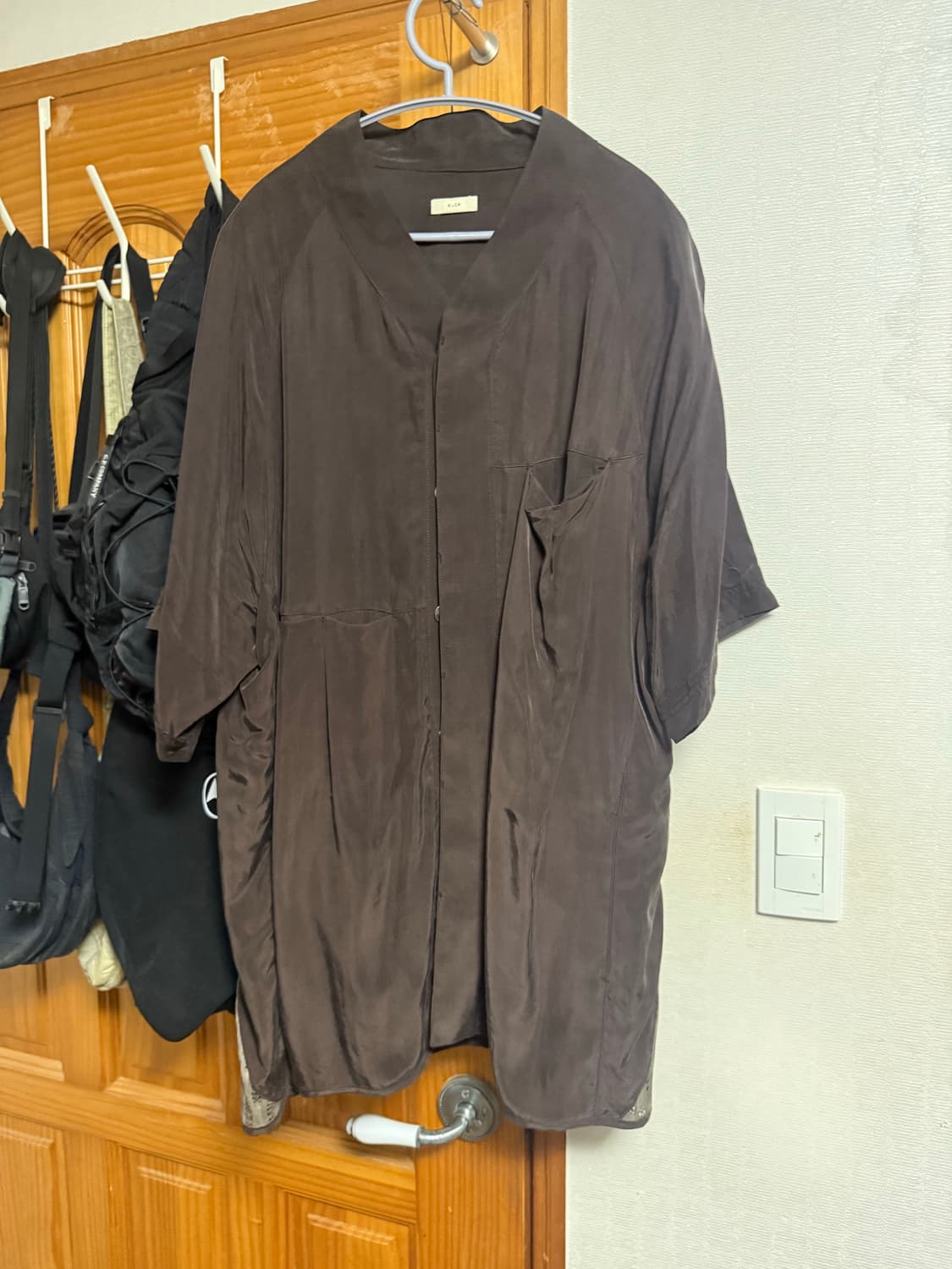 xlim ep5 반팔셔츠 브라운 상품이미지3