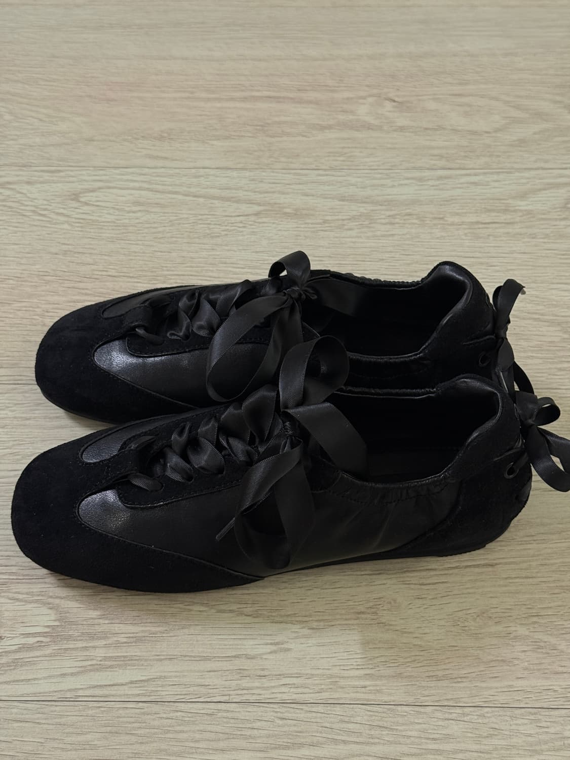 스탠드오일 스니커즈 상품이미지1