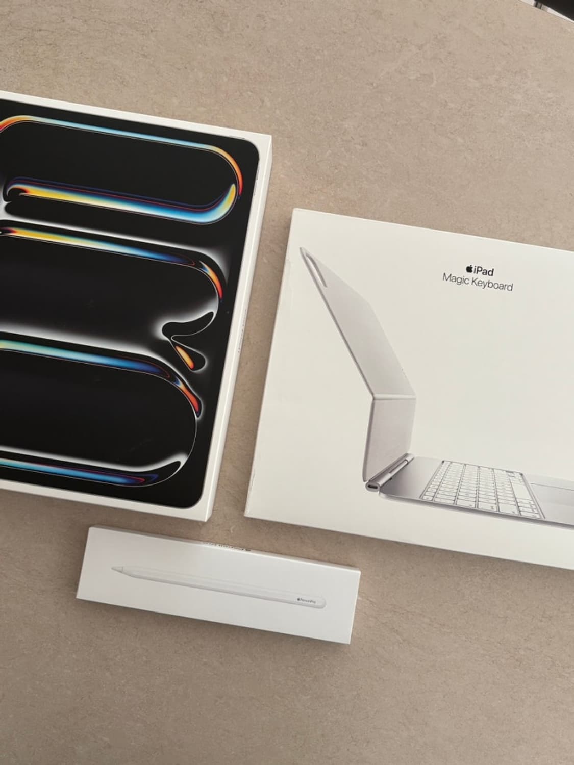 아이패드13프로 m5 512기가 셀롤러 와이파이모델
자급제 미개봉 상품이미지4