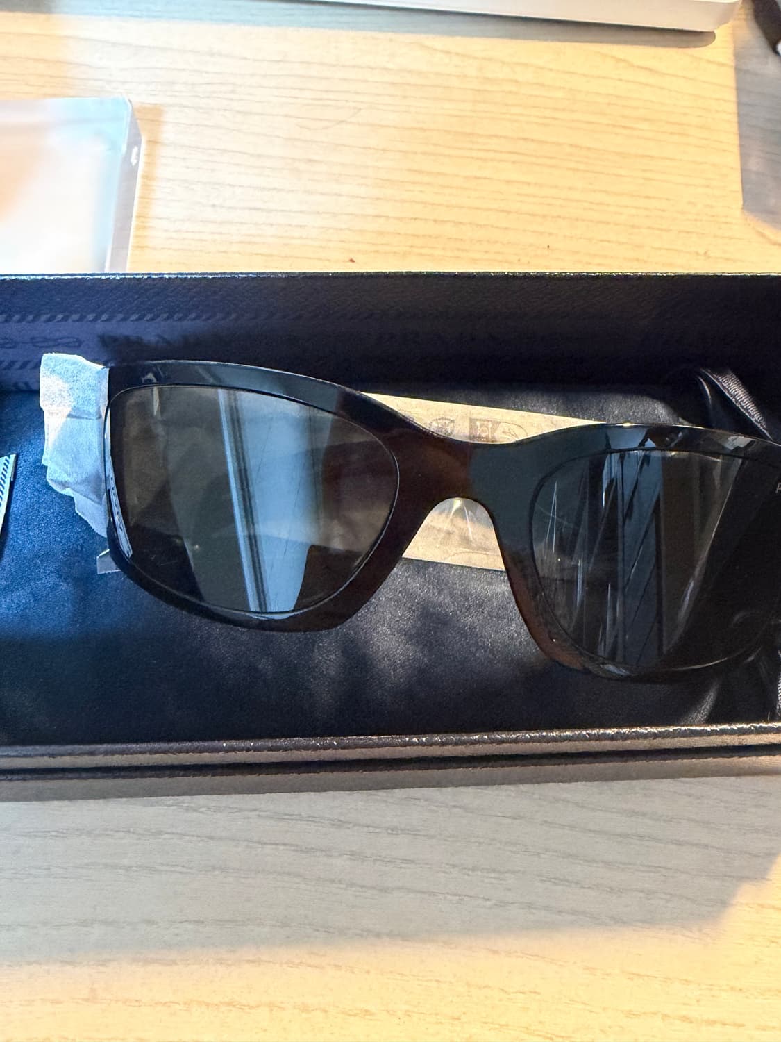 칸예 웨스트 프라다 선글라스 pra19s 상품이미지2