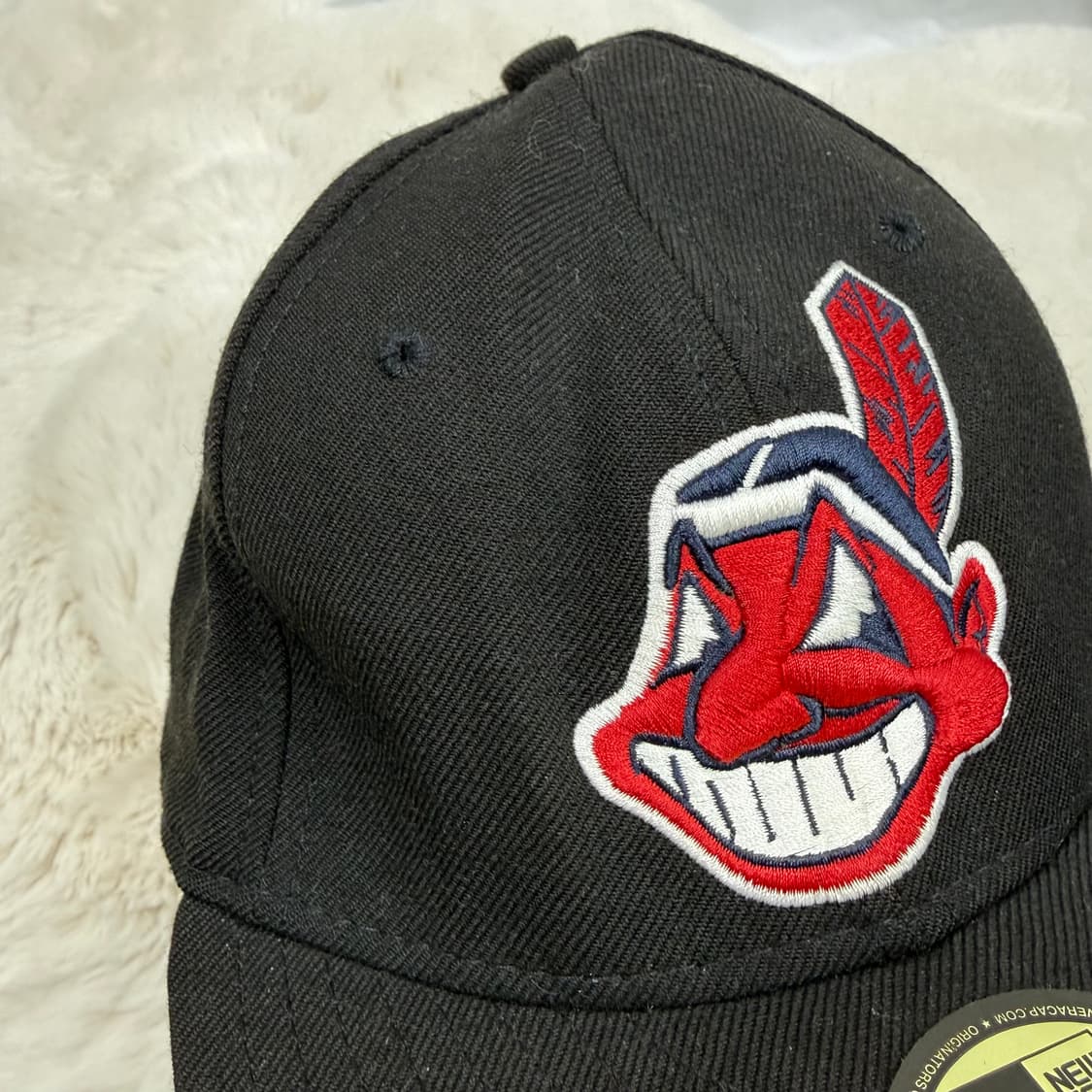 57.7cm) 뉴에라  클리블랜드 인디언스 피티드 스냅백 블랙 상품이미지3