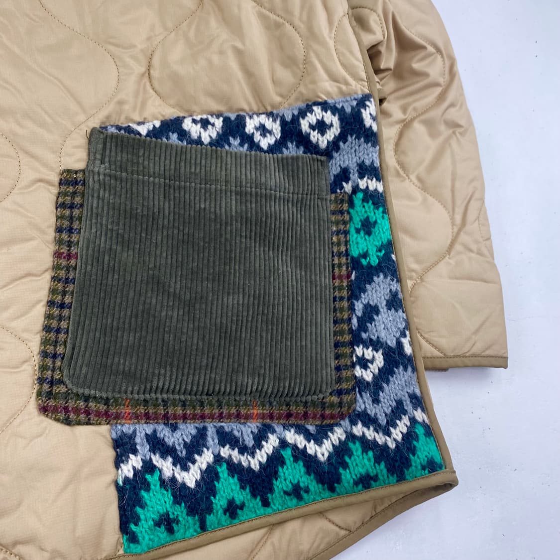 앤더슨벨 니트 패치드 노르딕 퀄티트 파카 자켓 (100) 상품이미지4