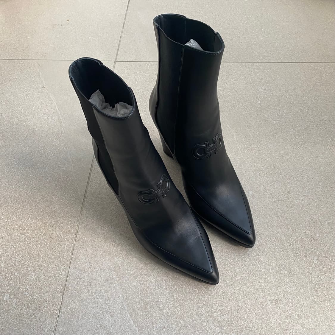 [250] 페라가모 MARINEO 간치니 여성 밴딩 부츠 7.5 상품이미지1