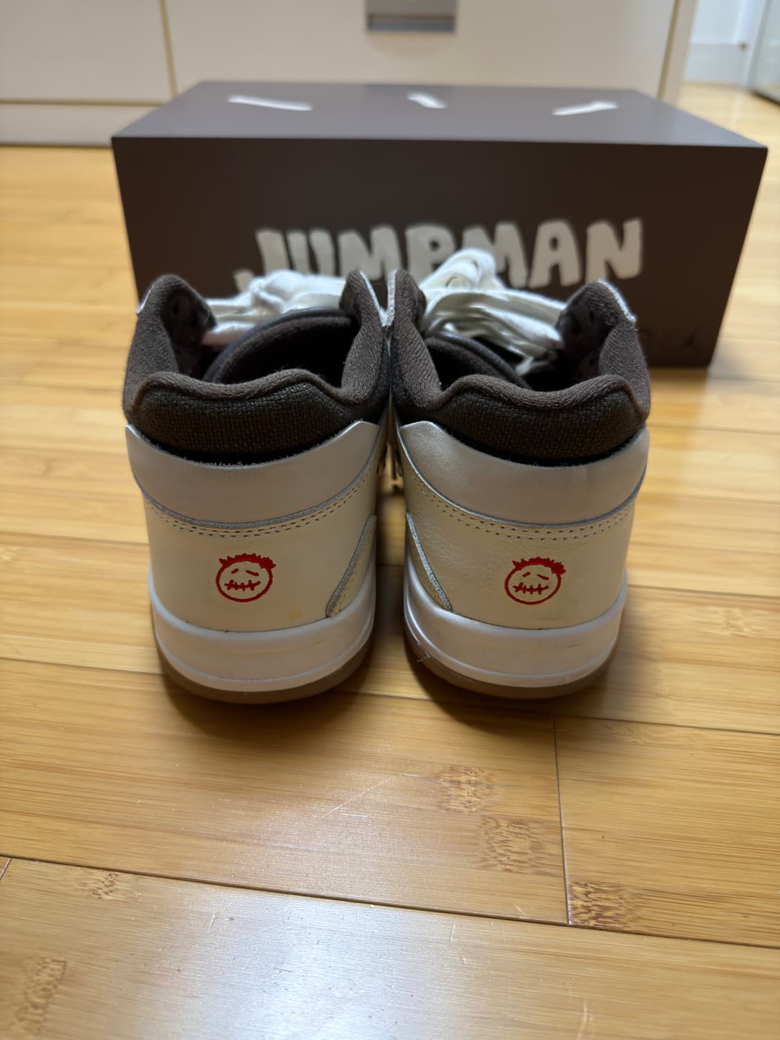 트래비스스캇 점프맨 세일앤다크모카 275 상품이미지3