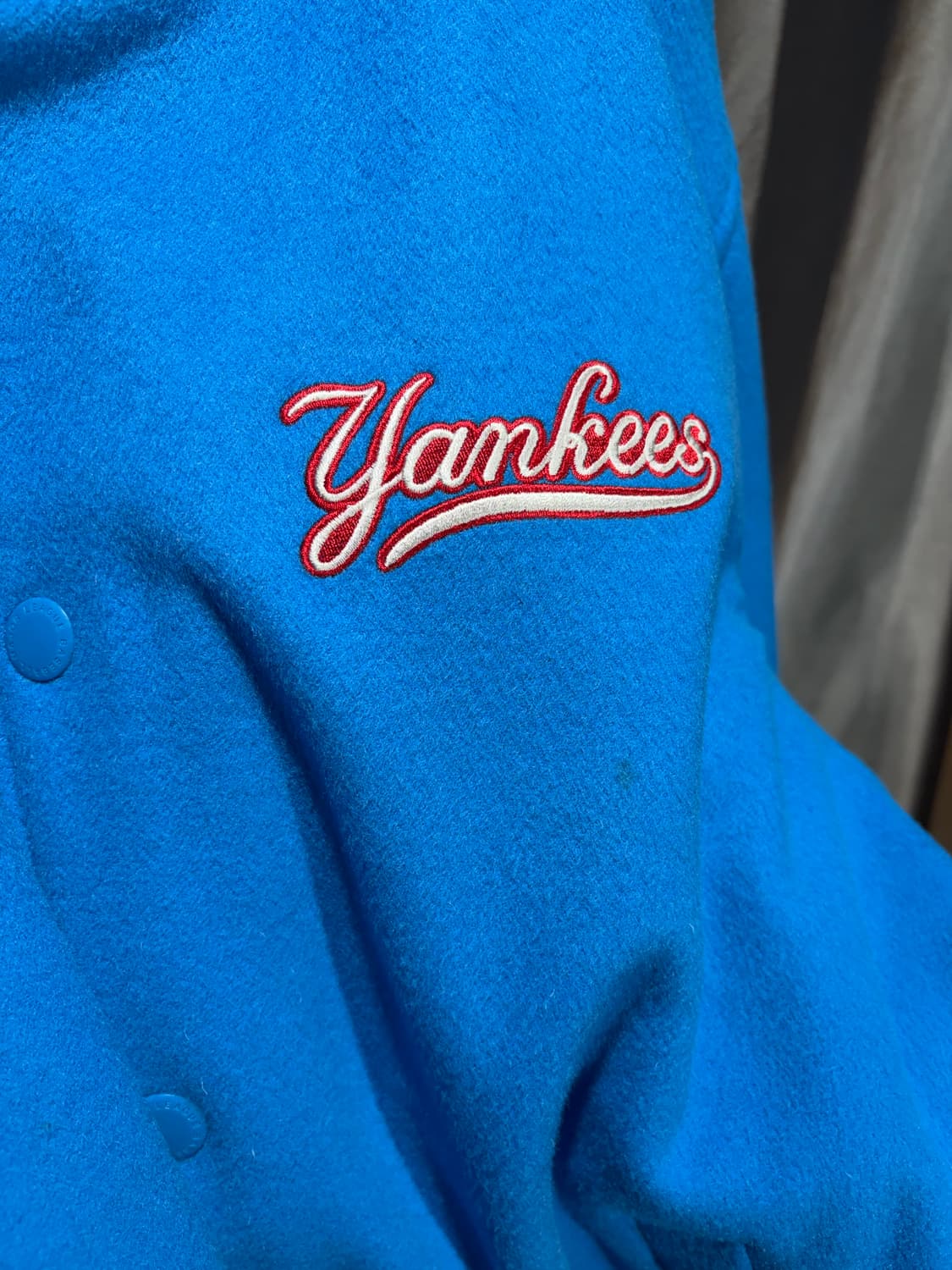 L MLB 뉴욕양키스 컬러 빅로고 라이트블루 울 바시티 상품이미지9