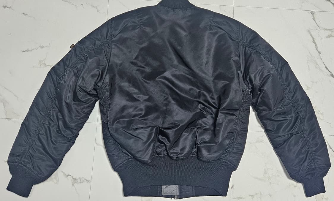 (사이즈 S) 알파인더스트리 MA-1 플라이트 자켓 블랙(건메탈라이닝) 상품이미지2