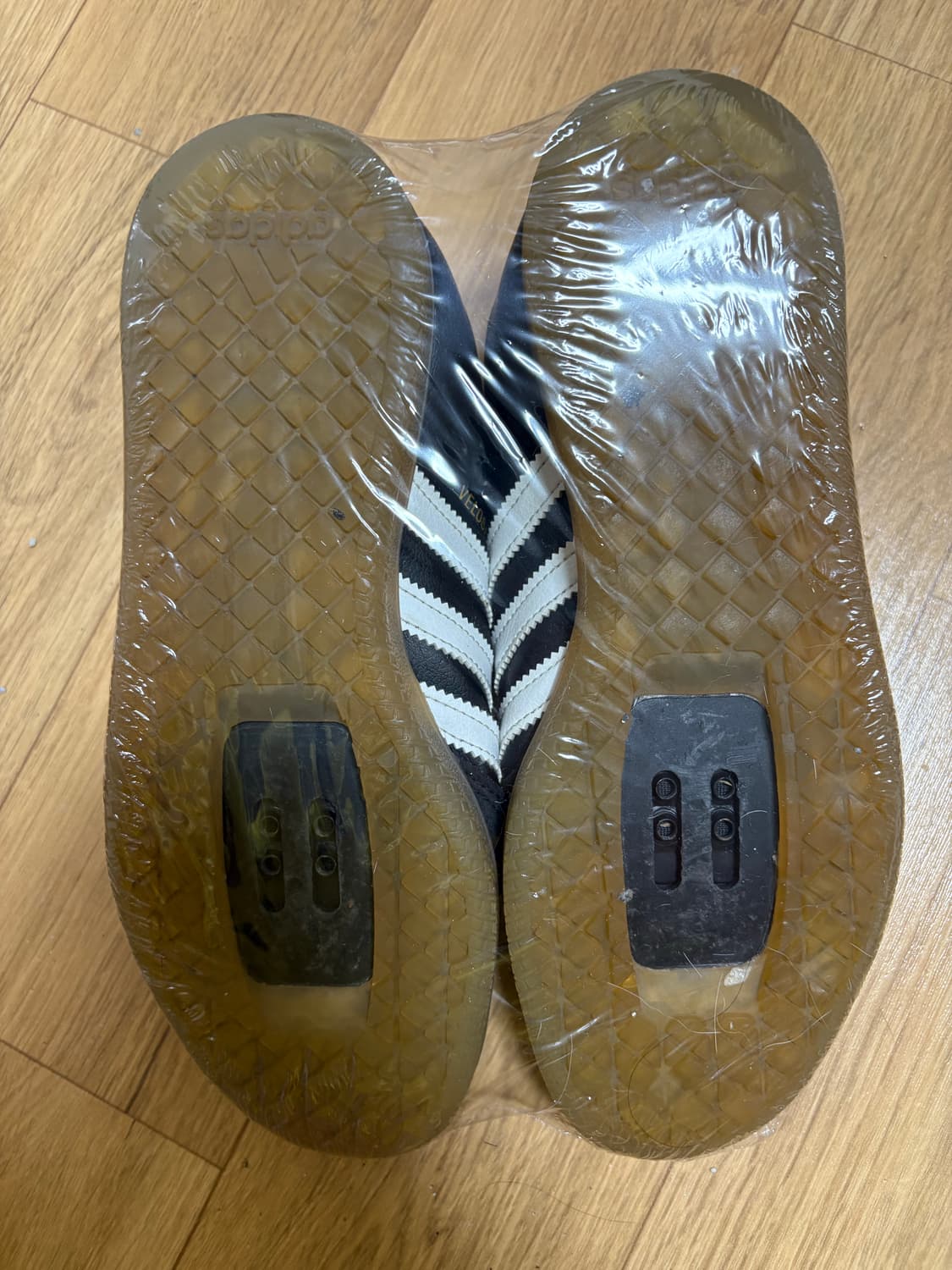 아디다스벨로삼바 상품이미지3