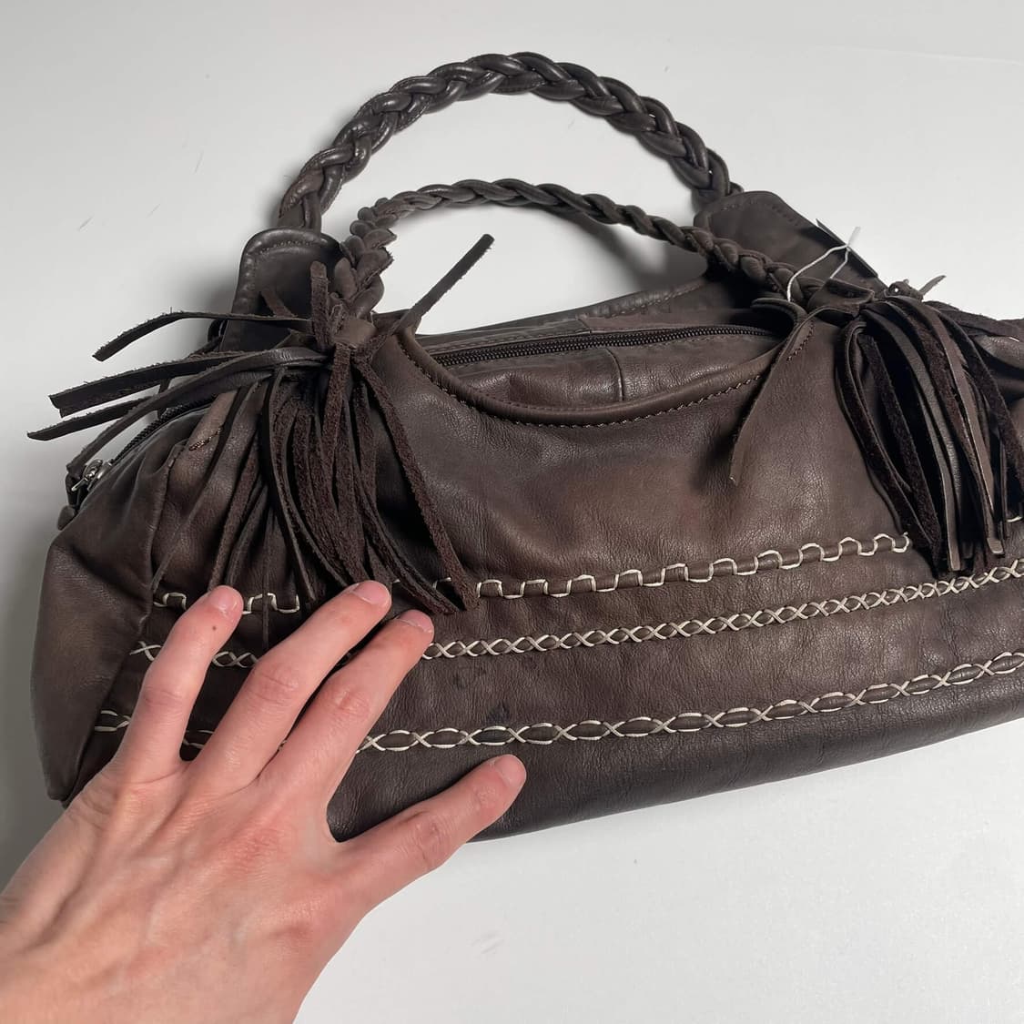 Nicoli X 스티치 테슬 레더 빅 백 상품이미지7