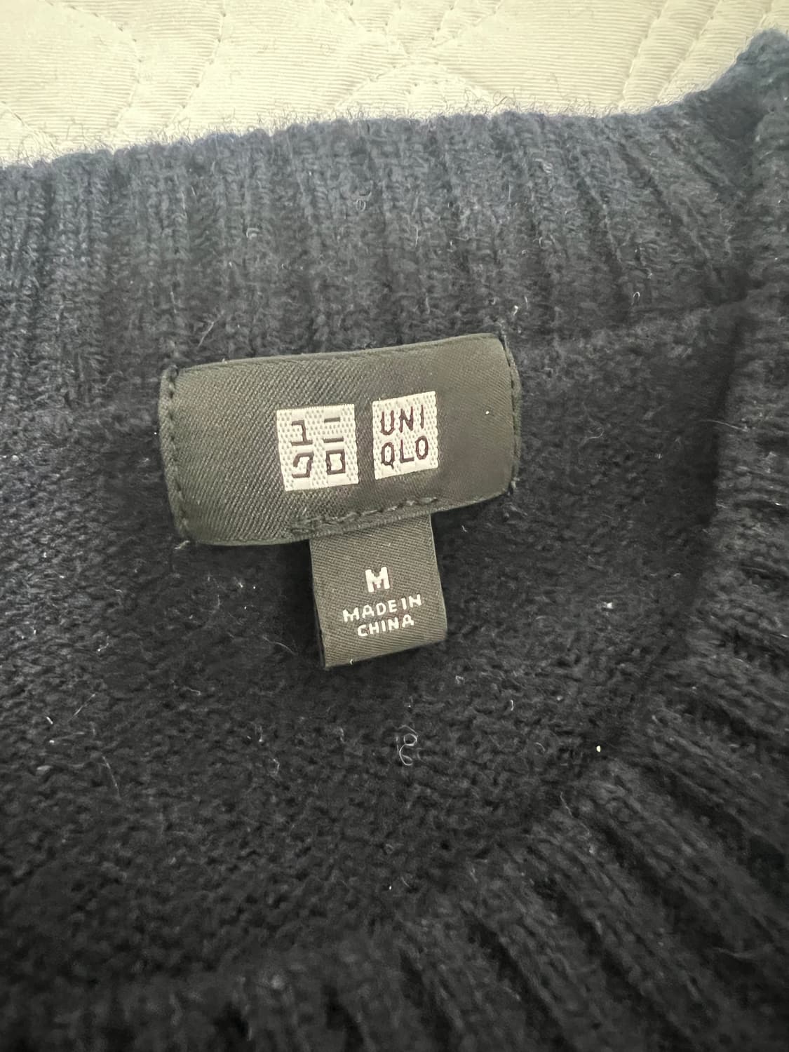 유니클로 네이비 니트 상품이미지3