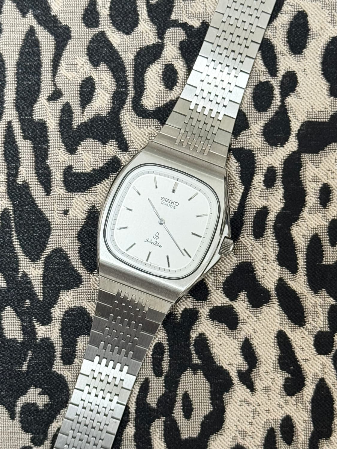 80s 빈티지 세이코 실버웨이브 쿼츠 상품이미지1