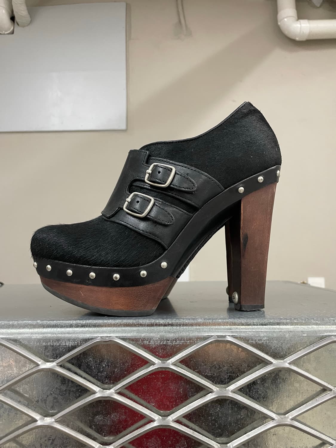 어그 펑크 스터드 펌프스 240 (gr-4714) 상품이미지1