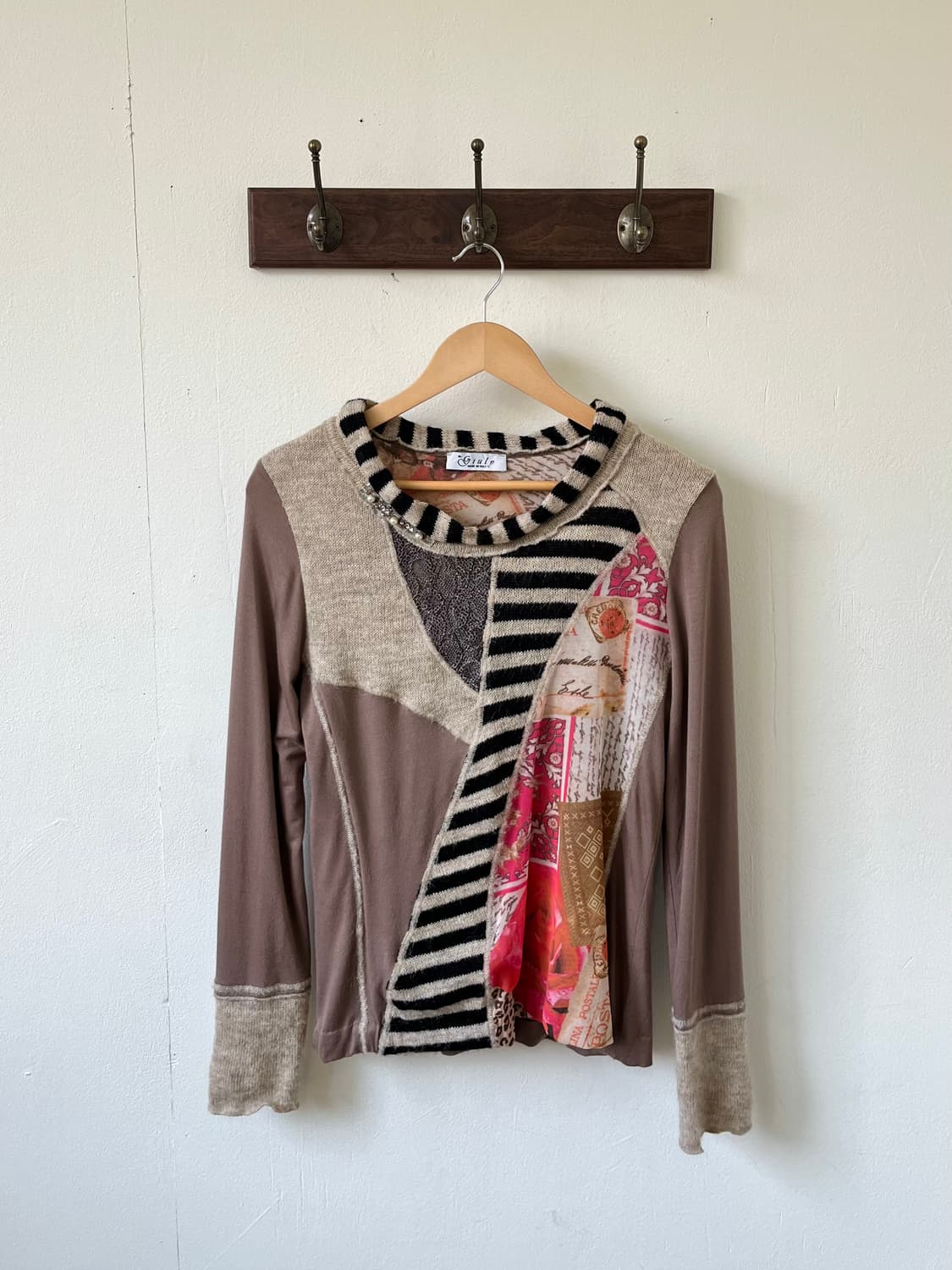 Mr.Giuly 아트 스웨터 상품이미지1